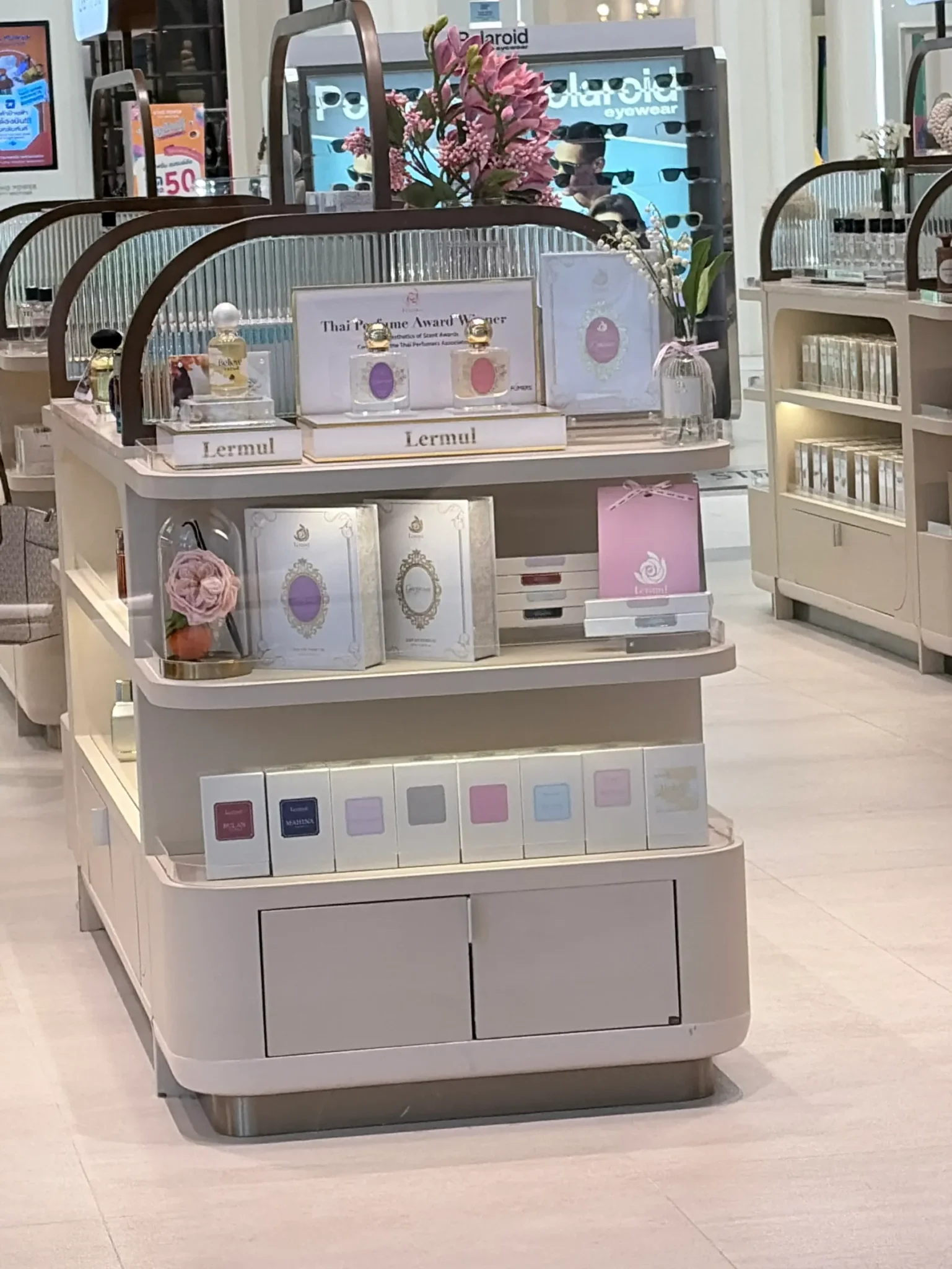 S__203669524_0_3_11zon